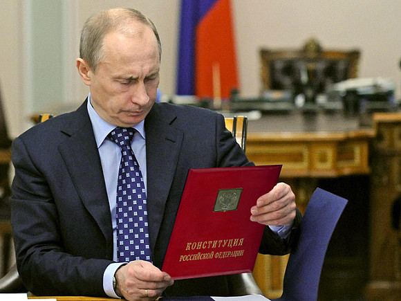 Кремль затолкал себя в юридическую ловушку