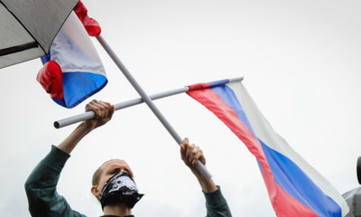 в массовом сознании россиян: растет агрессия к власти